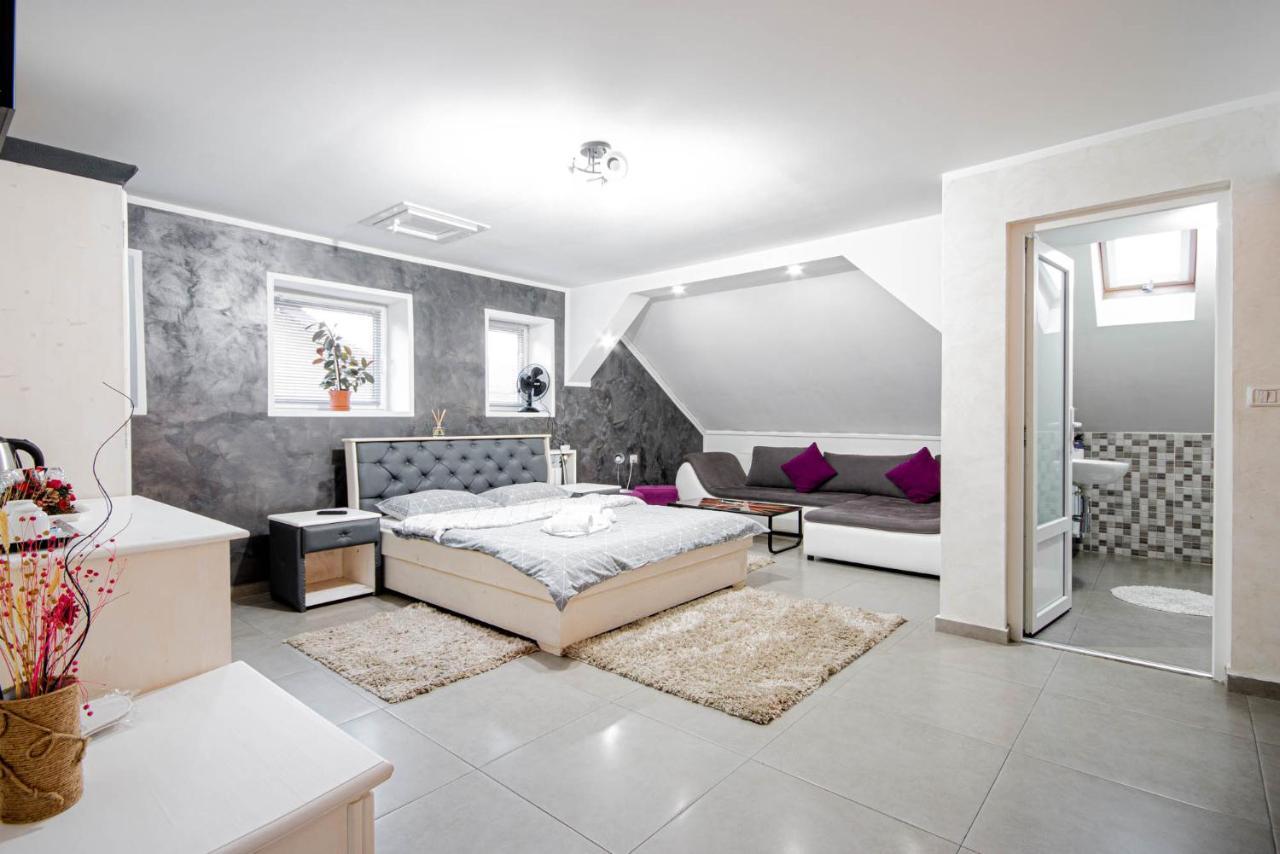 Cazare Moldi - Regim Hotelier Câmpulung Moldovenesc Exteriör bild