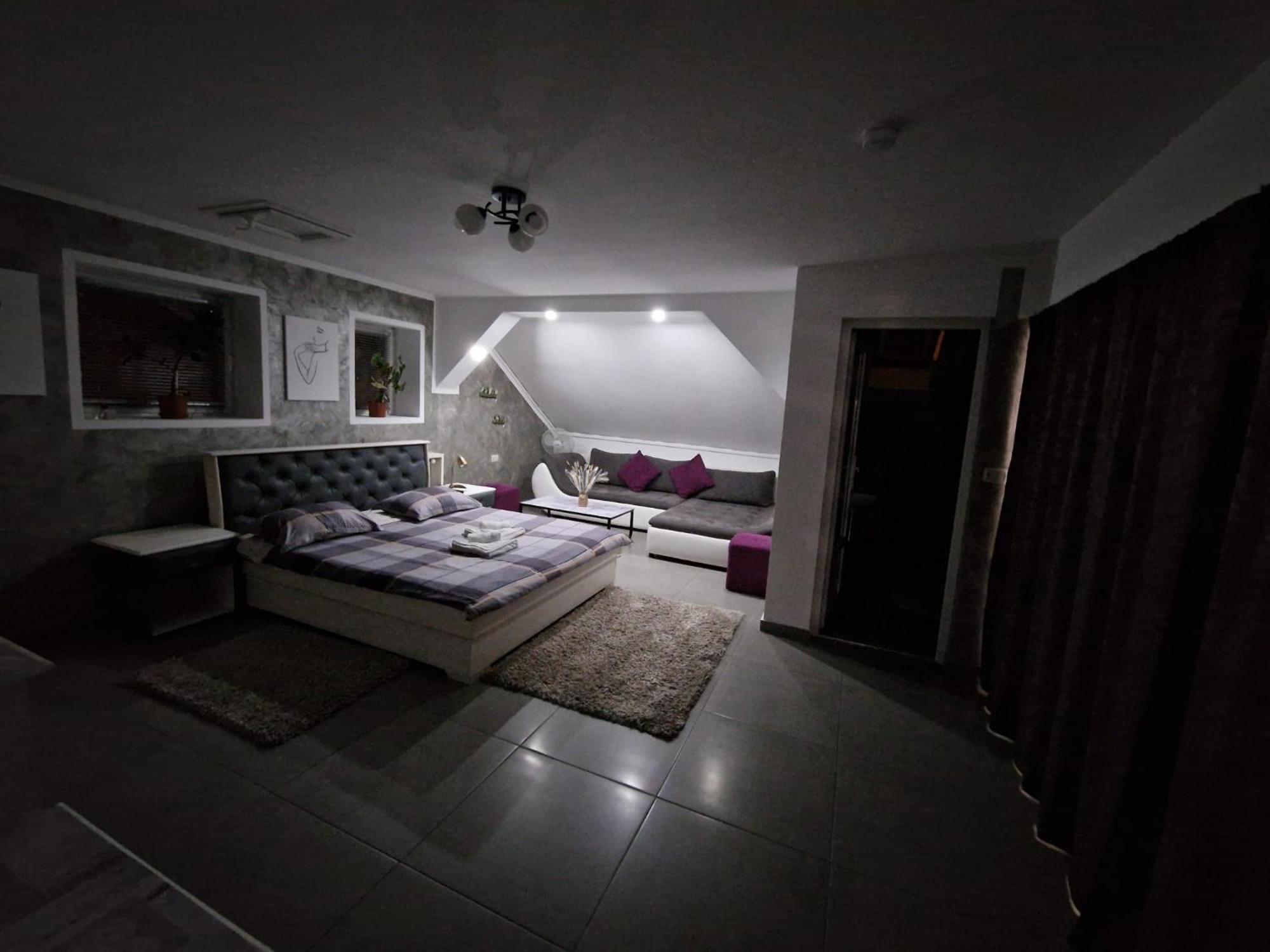 Cazare Moldi - Regim Hotelier Câmpulung Moldovenesc Exteriör bild