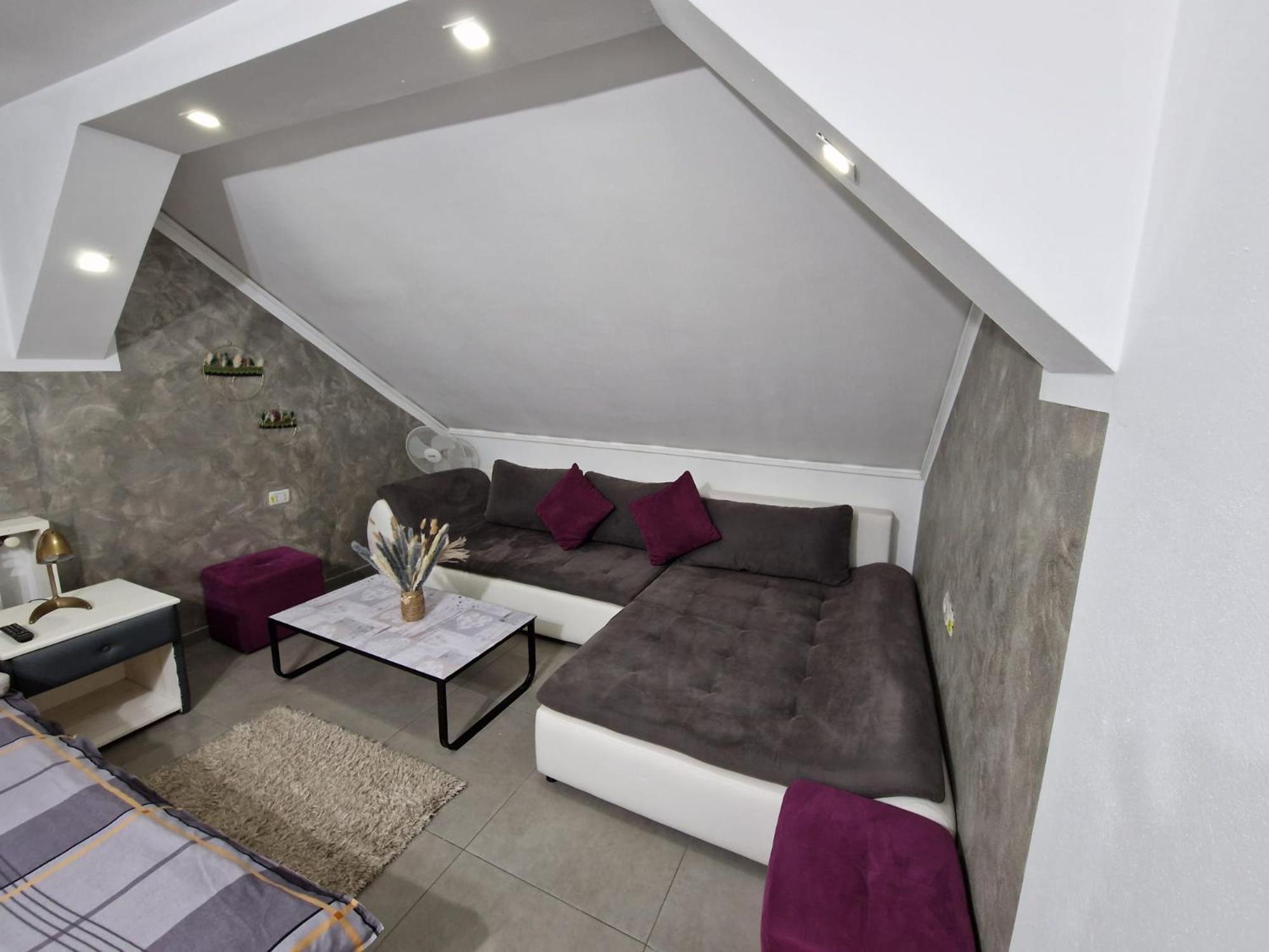 Cazare Moldi - Regim Hotelier Câmpulung Moldovenesc Exteriör bild