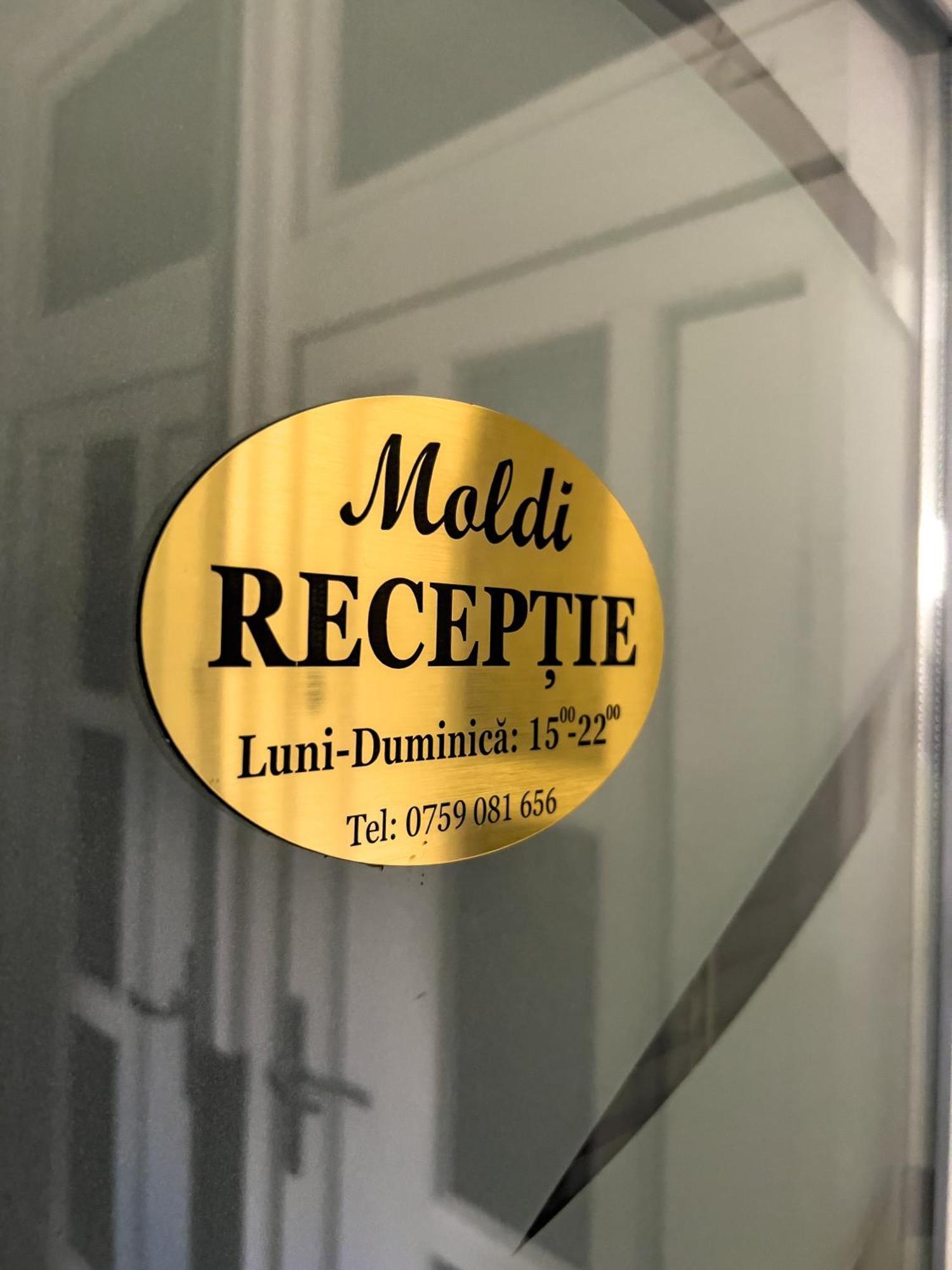 Cazare Moldi - Regim Hotelier Câmpulung Moldovenesc Exteriör bild