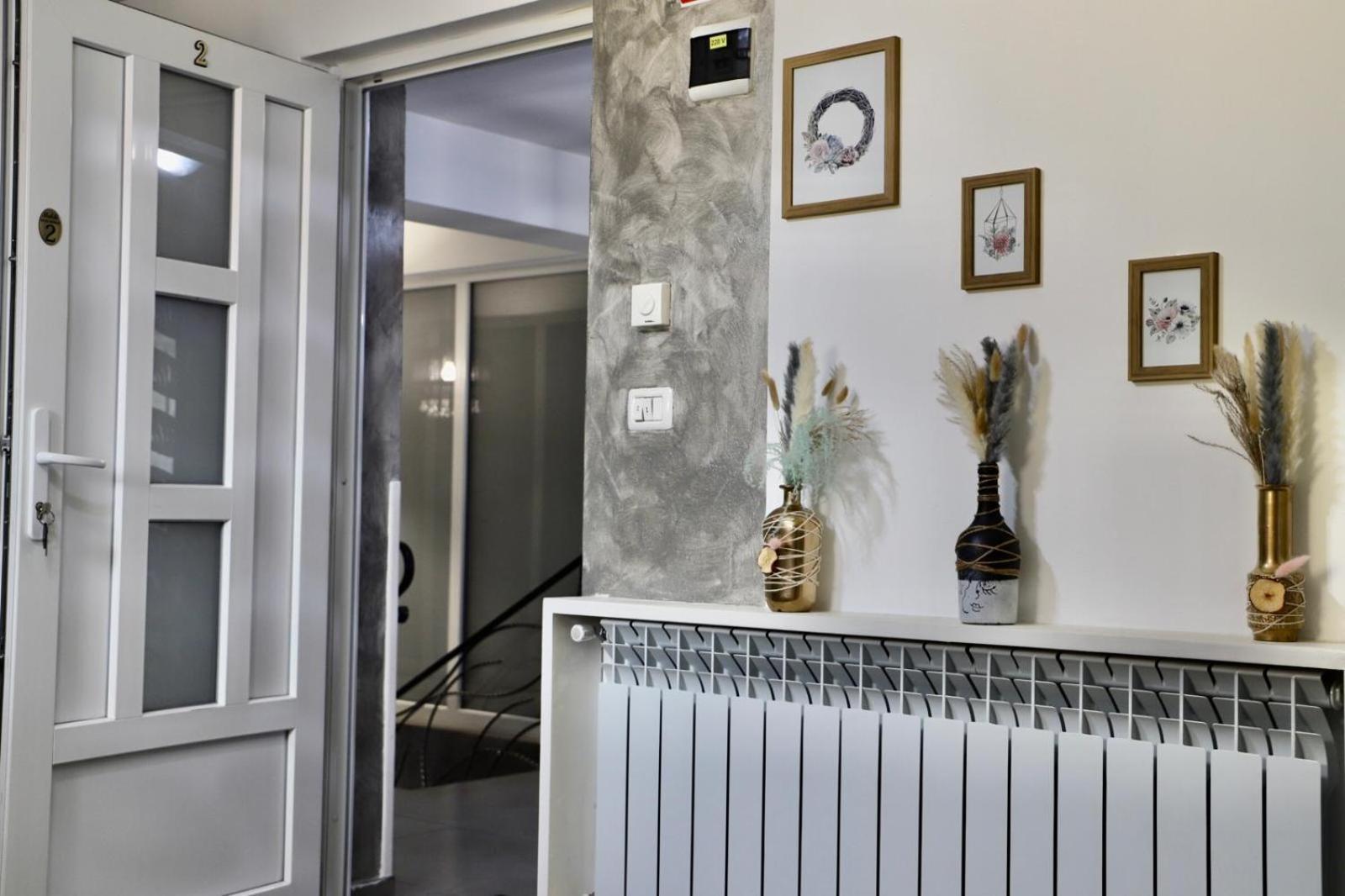 Cazare Moldi - Regim Hotelier Câmpulung Moldovenesc Exteriör bild