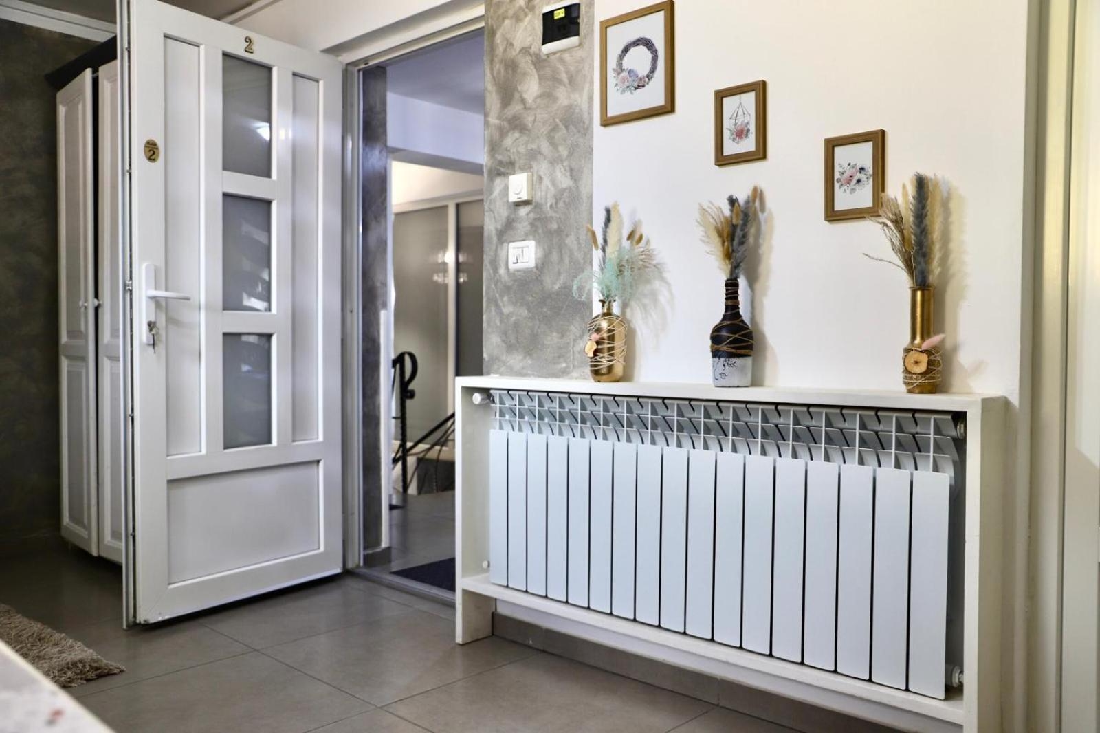 Cazare Moldi - Regim Hotelier Câmpulung Moldovenesc Exteriör bild