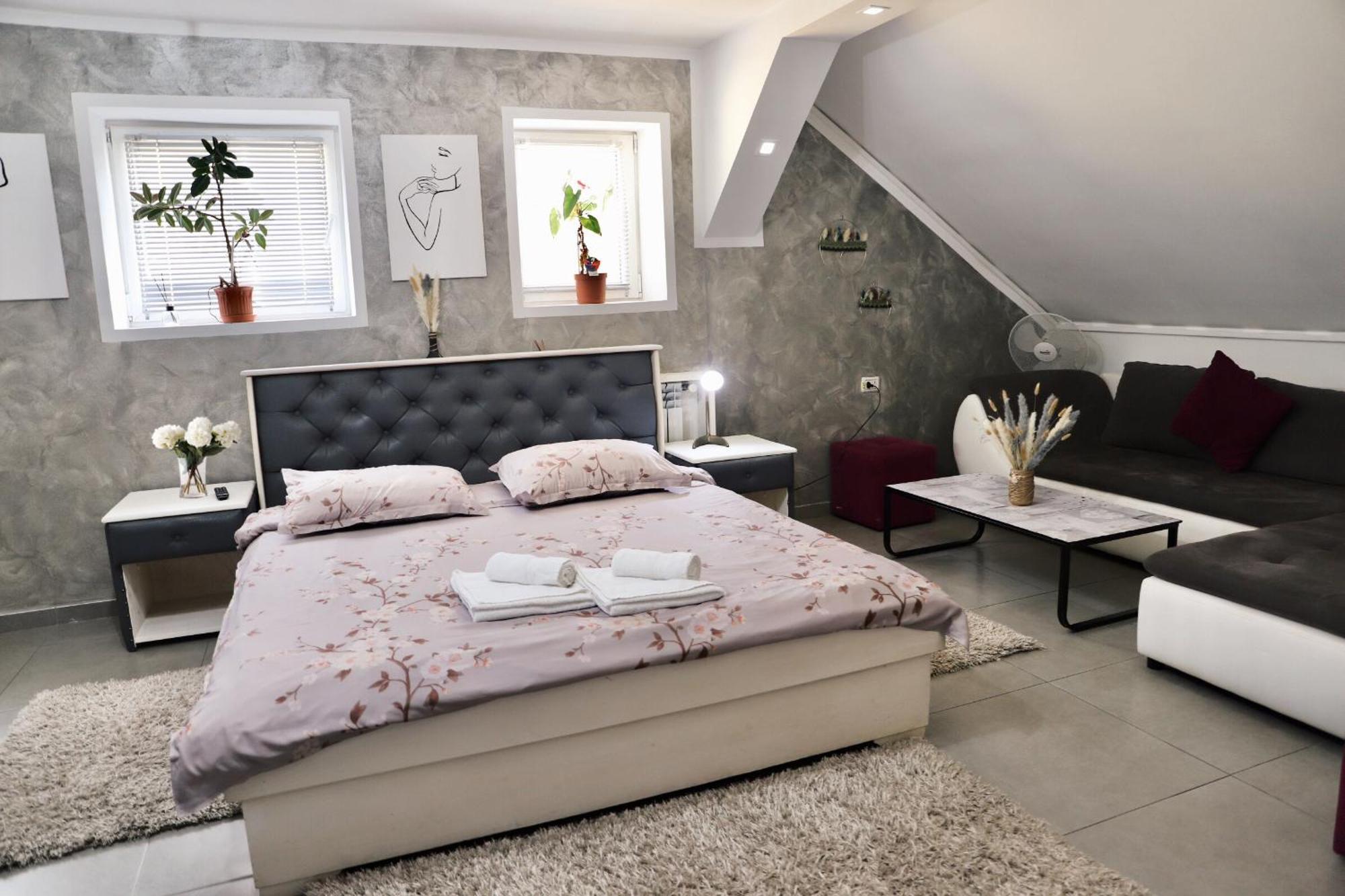 Cazare Moldi - Regim Hotelier Câmpulung Moldovenesc Exteriör bild