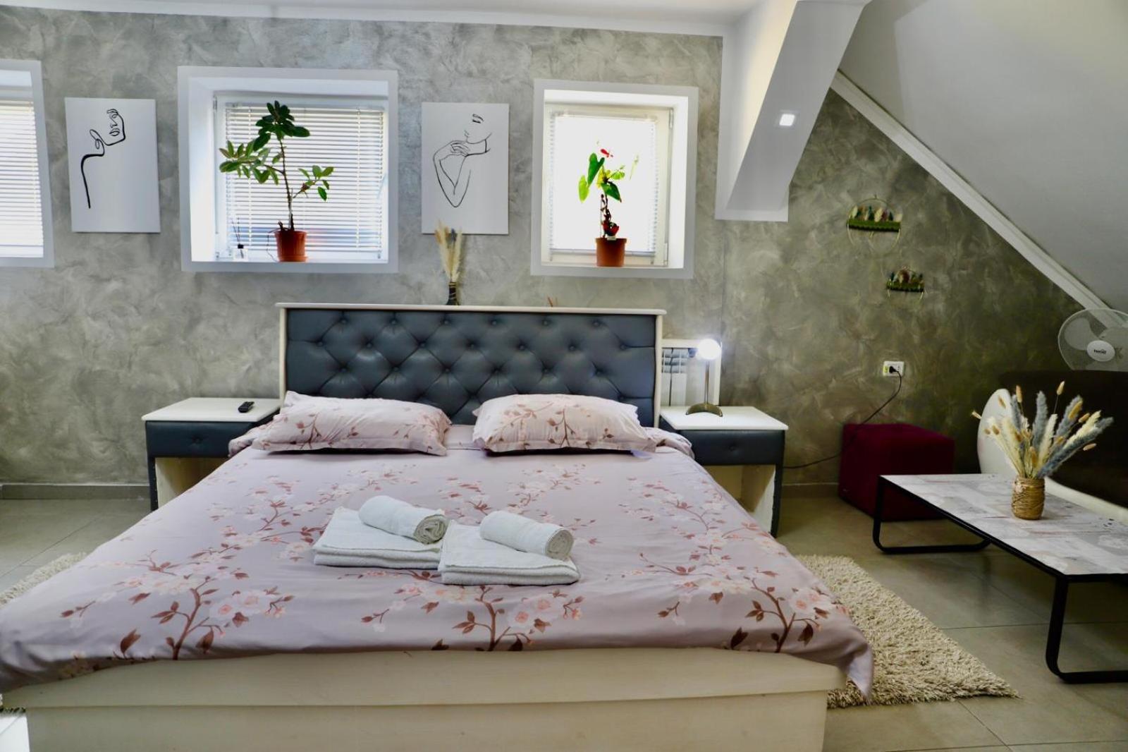 Cazare Moldi - Regim Hotelier Câmpulung Moldovenesc Exteriör bild