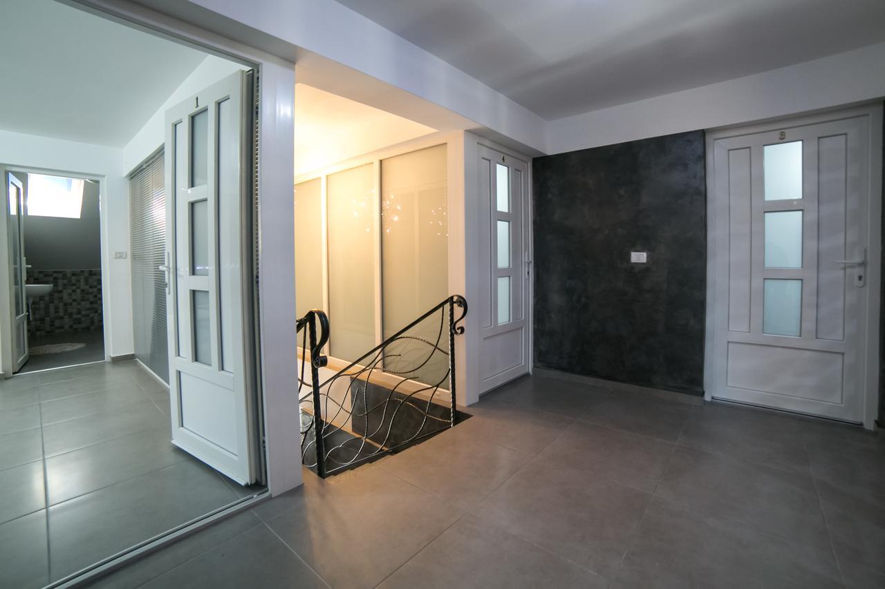 Cazare Moldi - Regim Hotelier Câmpulung Moldovenesc Exteriör bild
